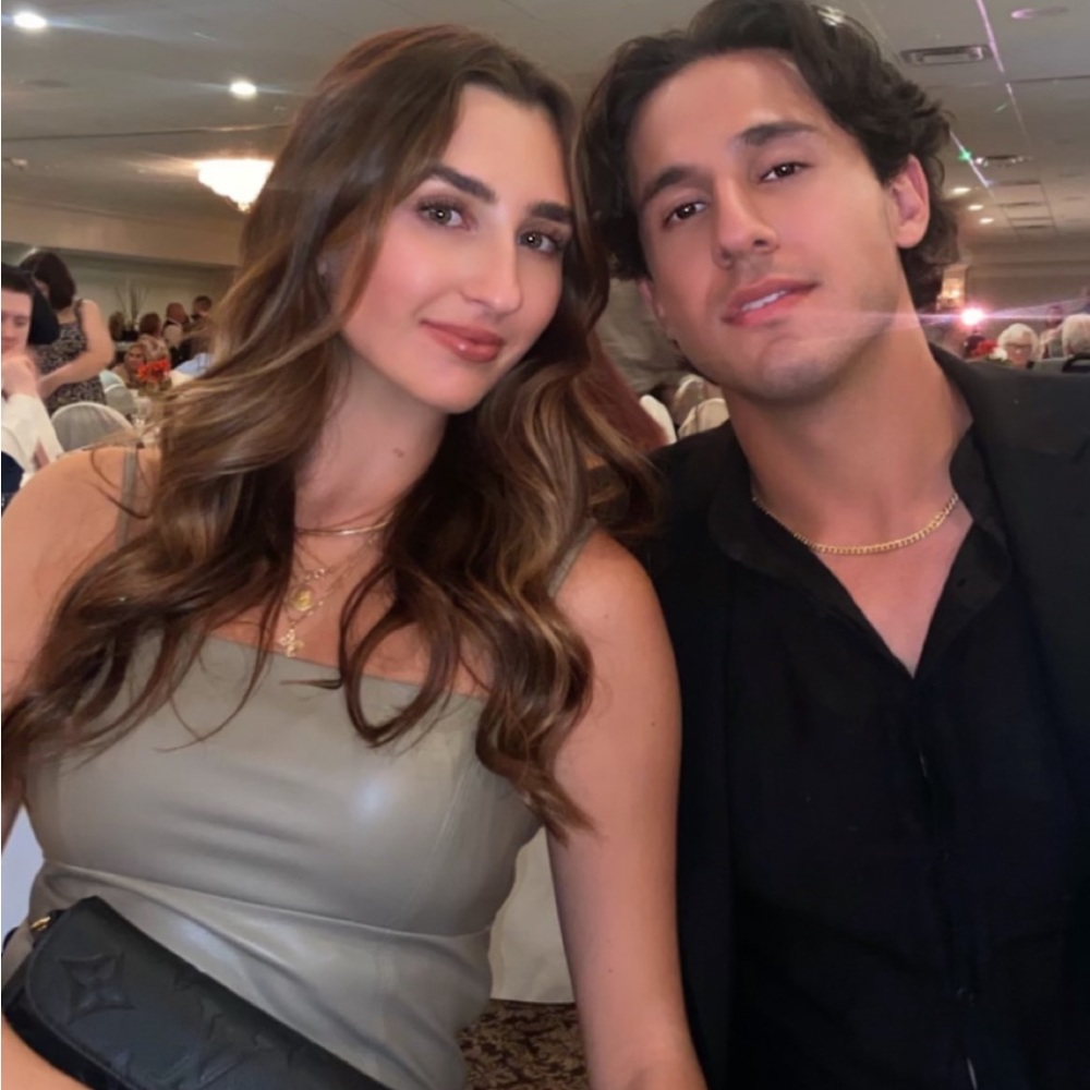 Meet your Posher, Navid